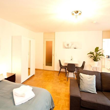 Studio Apartment - Zentral Mit Parkplatz - Balkon Байройт Екстериор снимка