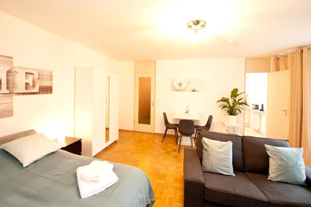 Studio Apartment - Zentral Mit Parkplatz - Balkon Байройт Екстериор снимка